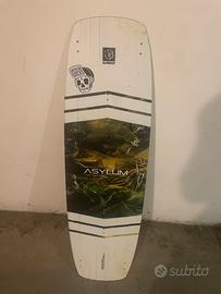 Kiteboard asylum 141 slingshot