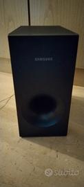 Soundbar con Subwoofer audio effetto cinema