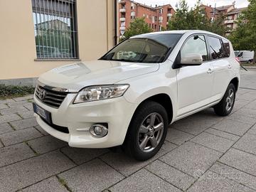 Toyota RAV 4 RAV4 Crossport 2.2 D-4D 150 CV Lounge