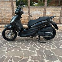 Beverly 350