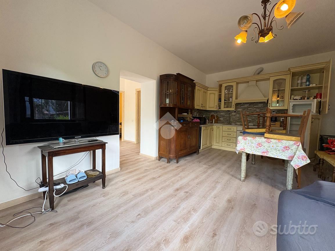 CASA INDIPENDENTE A VILLA DI TIRANO - Vista 6