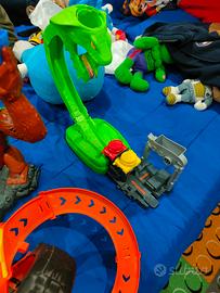 piste hotweels originali e cavallo chicco 