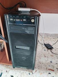 PC computer fisso usato 250gb 16gb ram Ati R9 380