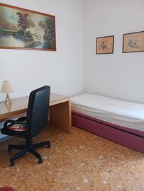 CAMERA PER STUDENTESSA / LAVORATRICE MERGELLINA