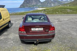 A.F.F.A.R.E  Volvo S60 2.4 Turbo automat 2002 benz