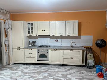 Cucina in legno massiccio!!!