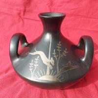 Vaso bucchero nero animali dorati Rossi Gubbio