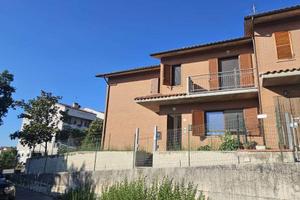 Villa di 195 m² con più di 5 locali a Santa Maria 
