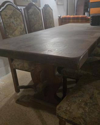 tavolo in legno più 6 sedie
