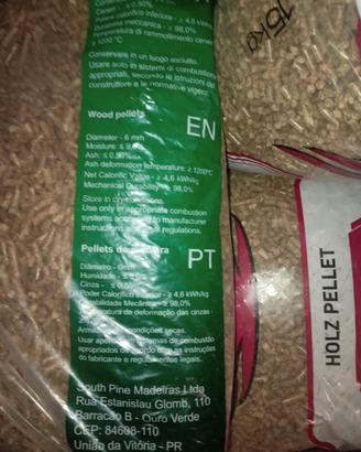 pellet 4.8 potere calorifero. è solo 0.5 ceneri