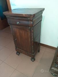 mobiletto antico