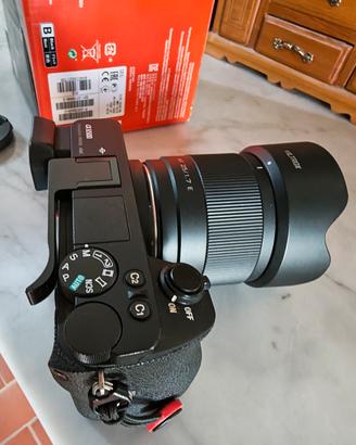 sony A6500 + Obiettivo Viltrox 