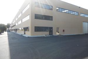 Capannone industriale e commerciale