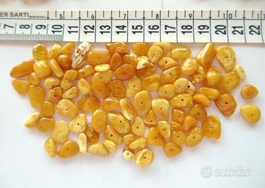 Ambra naturale del Baltico. Colore Giallo Peso 24g