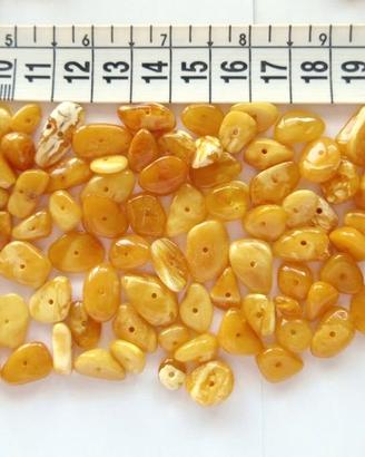 Ambra naturale del Baltico. Colore Giallo Peso 24g