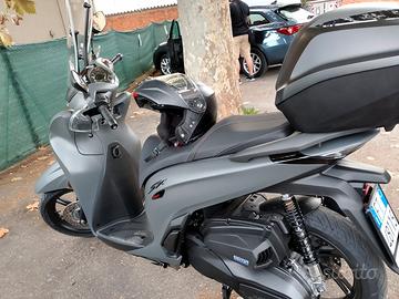 Honda sh 350