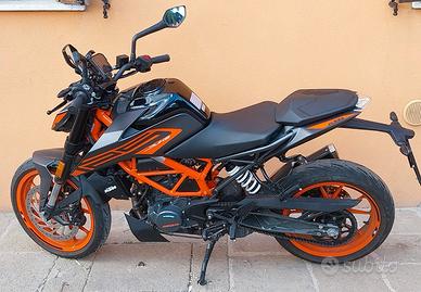 Ktm duke 125