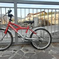 bici rossa