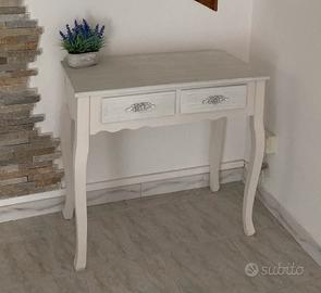 Consolle d'ingresso shabby chic bianca