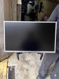 TV LED 24" Teklio DVB-T2 Satellitare HDMI USB