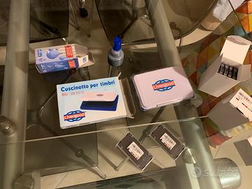 Cuscinetti per timbri ufficio +boccetta inchiostro