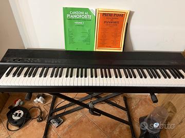 Pianoforte elettronico con tasti pesati