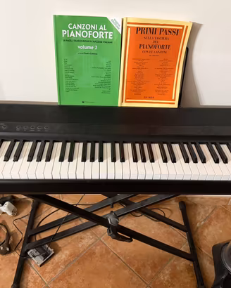 Pianoforte elettronico con tasti pesati