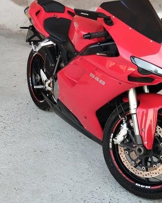Ducati 848