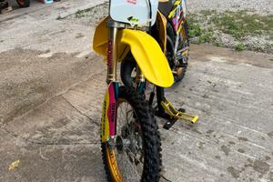 Suzuki rm 125