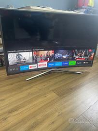 Smart TV Samsung 49 pollici curvo