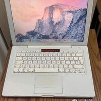 Apple Macbook 2009 white A70