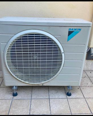 Condizionatore daikin 12000