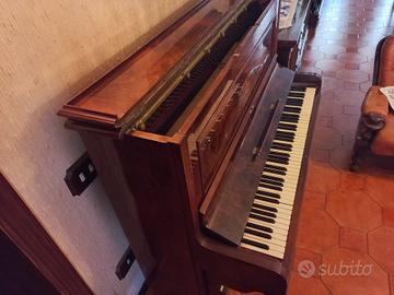 Pianoforte verticale