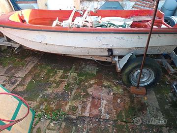 Barca in vetroresina
