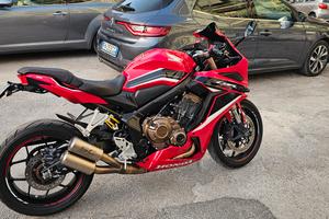 Honda CBR 650 R 