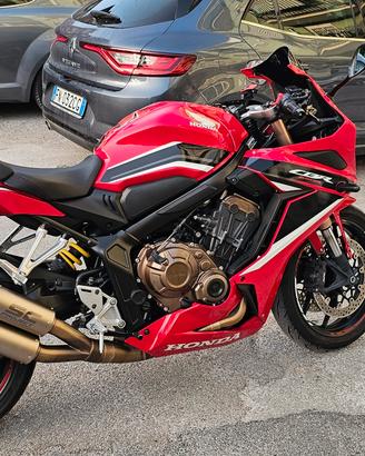 Honda CBR 650 R 