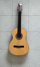 Chitarra classica con custodia 