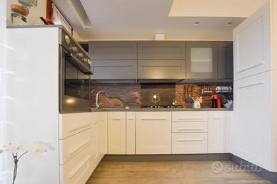 CUCINA LUBE CON ELETTRODOMESTICI