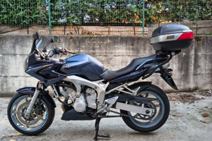 Fazer 600 2004