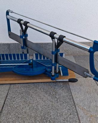 SEGA TAGLIACORNICI