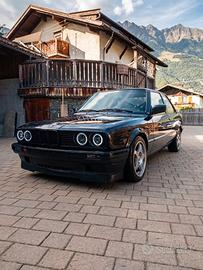 Bmw e30 Coupe 318is swap 325i  220cv