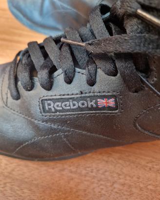 Scarpe Reebok numero 42