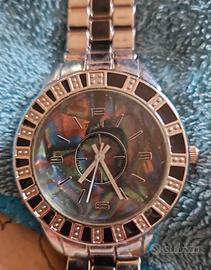 Orologio da polso in metallo 