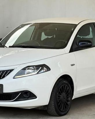 LANCIA YPSILON 1.0 firefly hybrid silver s&s 70cv 