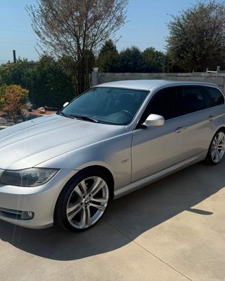 Bmw 318d 2.0 143CV cat Touring Futura automatica