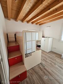 Camera bambini Moretti 2 letti soppalco castello