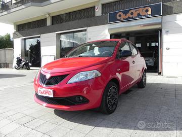 Lancia Ypsilon 1.0 FireFly 5 porte S&S Hybrid Ecoc