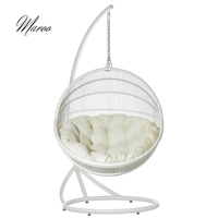 Poltrono sospesa in rattan sintetico MAROO bianca