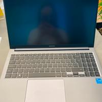 NUOVO PC SAMSUNG BOOK 4