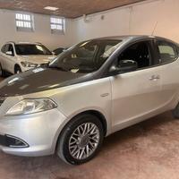 Lancia Ypsilon 1.2 69 CV 5 porte S&S Platinum
